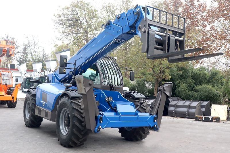 Off-road Telescopic Boom Forklift high quality