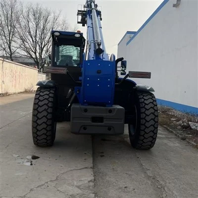 Four-wheel Drive Telescopic Arm Forklift