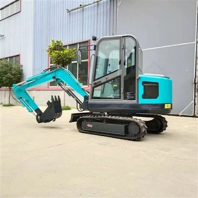 Operation Of Small Tracked Excavator in Narrow Space
